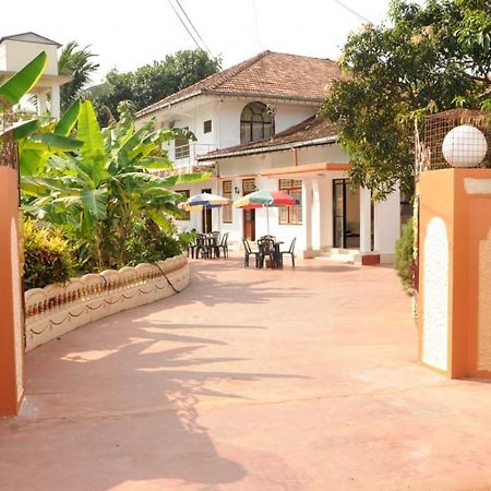 Sai Holiday Inn Jaffna Extérieur photo